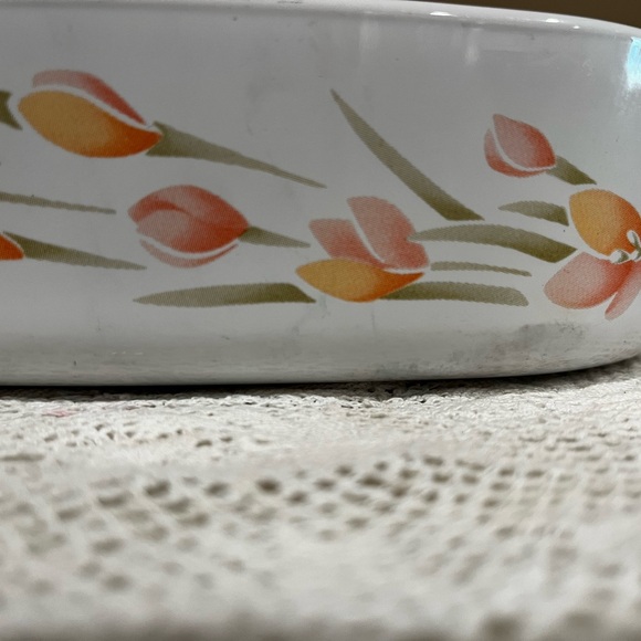 Vintage Peach Floral Shallow Casserole A-10-B - Picture 2 of 4
